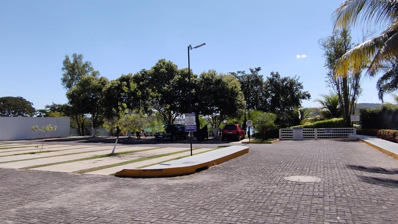 Enseada Nautico Apart Flat I Vista Para O Lago Corumba Caldas Novas Luaran gambar